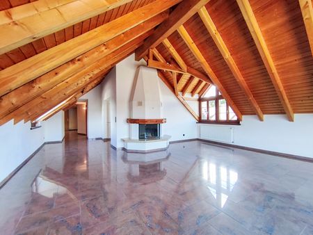 Grosszügige teilsanierte 3,5 Zi-Dachwohnung zu vermieten - Photo 3