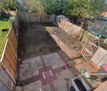 Queens Way, Atherstone - Photo 4