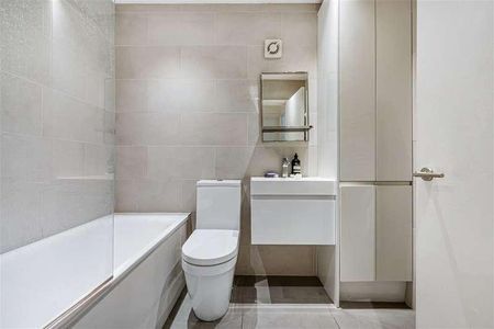 Gainsborough Court, Lime Grove, London, W12 - Photo 5