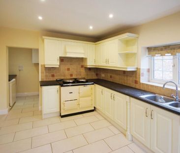 3 bedroom detached house to rent - Photo 5