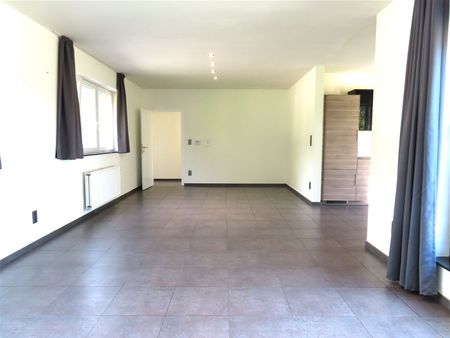 TE HUUR: Nieuwbouwappartement met 2 slaapkamers te Koersel! - Photo 4