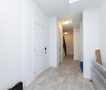 For Lease - 29 Keppel Circle, Brampton, Ontario - Photo 5