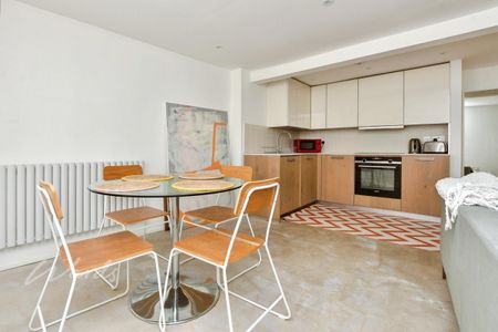 2 bedroom flat to rent - Photo 3