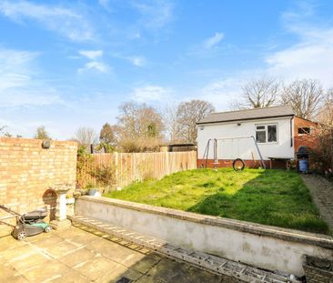 Hampden Way, Southgate, London, N14 - Photo 4