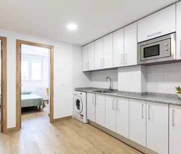 Carrer Isabel la Catòlica, Burjassot, Valencian Community 46100 - Photo 1