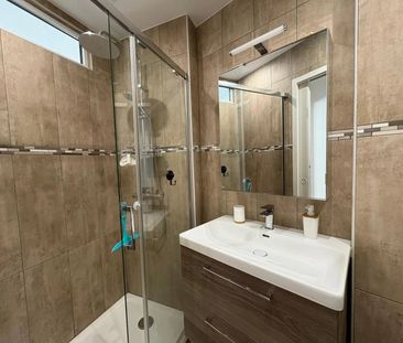 Location Appartement 3 pièces 56m² NICE 06200 - Photo 6