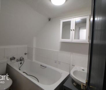 1 bedroom flat to rent - Photo 6