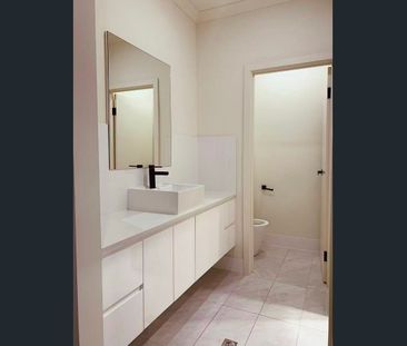 9 Jeffcott Avenue, Lightsview, SA 5085 - Photo 1