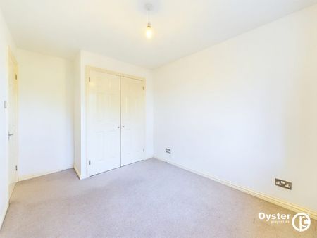 Five Fields Close, Watford, WD19 - Photo 4