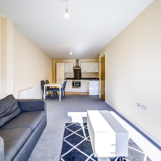 2 bedroom flat to rent - Photo 1