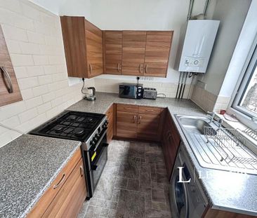 2 bedroom terraced house to rent - Photo 6