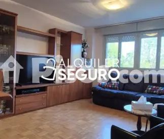 Piso en alquiler en Oviedo - Photo 1