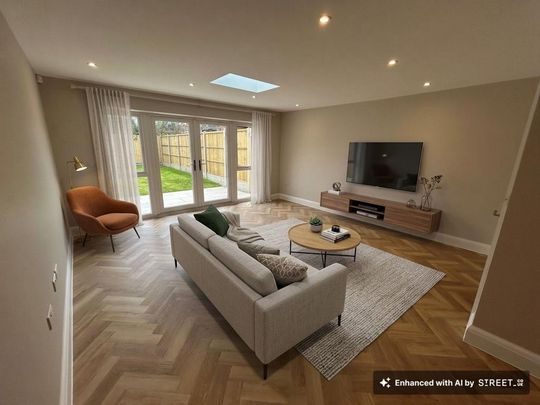 2 bedroom end of terrace house to rent - Photo 1