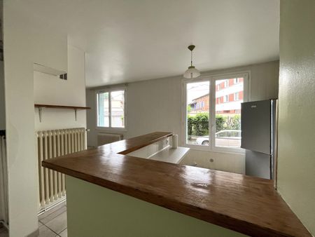 Location Appartement 2 pièces 51m² - Photo 3