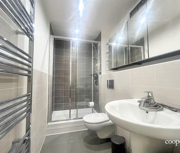 2 bedroom apartment - Photo 3