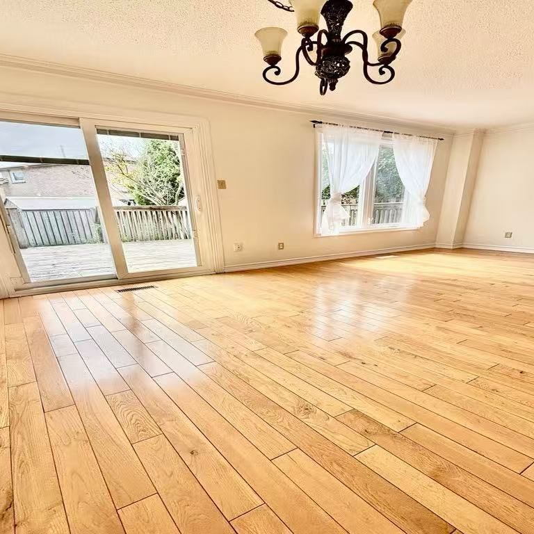 For Lease - 4230 Perivale Road Unit# Main&upper level, Mississauga, Ontario - Photo 1