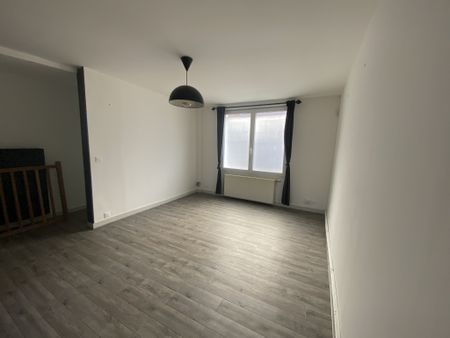 MAISON T3 NON MEUBLÉE AVEC COURETTE- QUARTIER SAINT HONORÉ - Photo 4