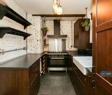 1 bedroom in a house share to rent - Photo 6