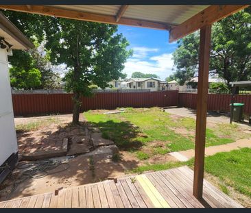 3 Bedroom House - Photo 6