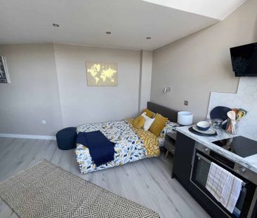 Ensuite Room - Photo 4