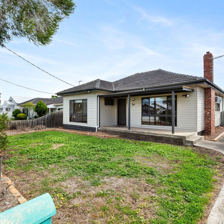 2 Jessie Street, Oak Park VIC 3046 - Photo 1
