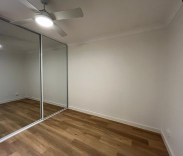Renovated 1 bedroom flat under affordable housing for lease - Photo 2