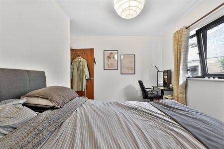 Copenhagen Place, London, E14 7FE - Photo 5