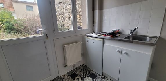 Location Appartement 2 pièces 30m² LE PORTEL 62480 - Photo 2