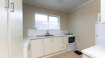 Two Bedroom Home! - Photo 2