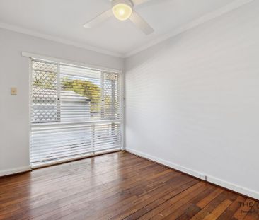 Coastal Living at Its Best! - Photo 5