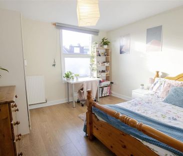 5 bedroom house to rent - Photo 3