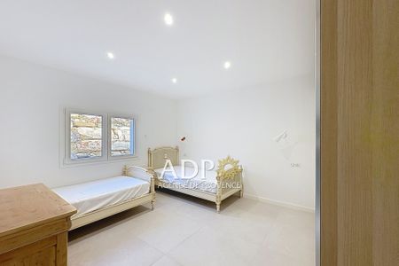 Location Maison 4 pièces 128m² CHATEAUNEUF GRASSE 06740 - Photo 2