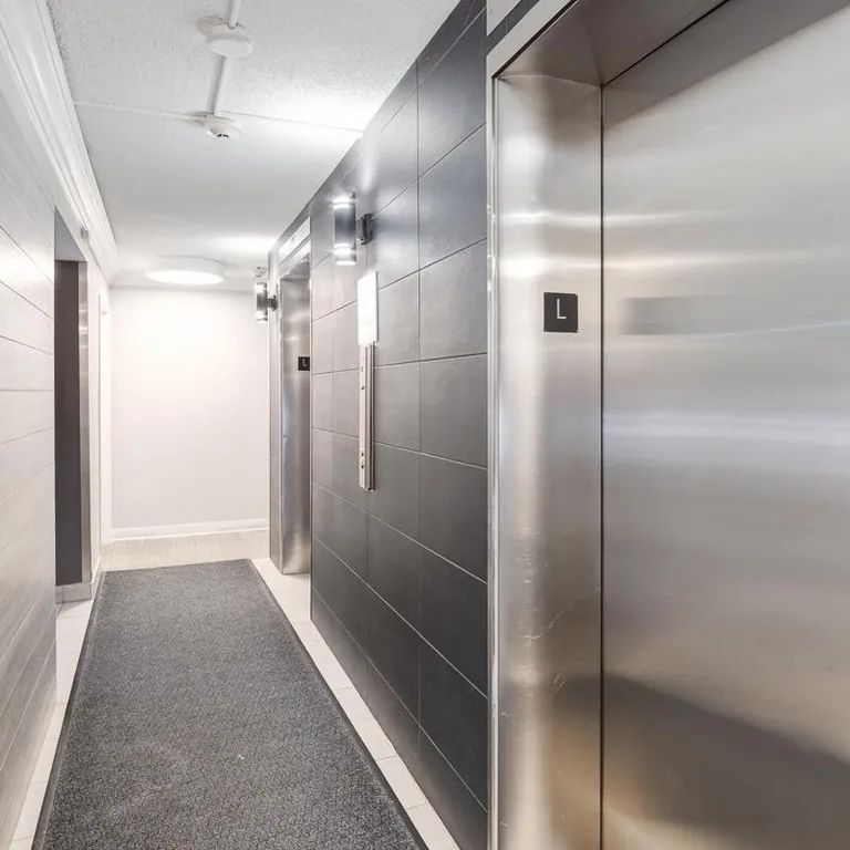 - 1 Bedroom at Glenmore Gardens Towers - Photo 1