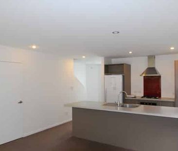 3 BEDROOM TOWNHOUSE - Photo 5