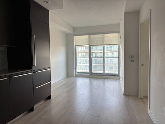 For Lease - 117 McMahon Drive Unit# 3805, Toronto, Ontario - Photo 1