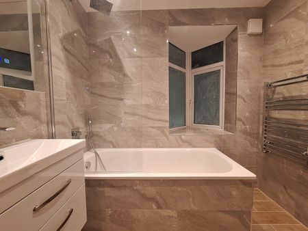 2 Bed Flat, Spur Road, N15 - Photo 4