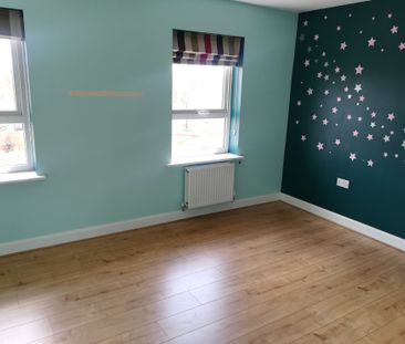 4 bed End of Terrace in Fen Street Brooklands, Milton Keynes, MK10 7HD - Photo 6