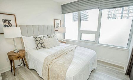 For Lease - 19 Bathurst Street Unit# 605, Toronto, Ontario - Photo 2