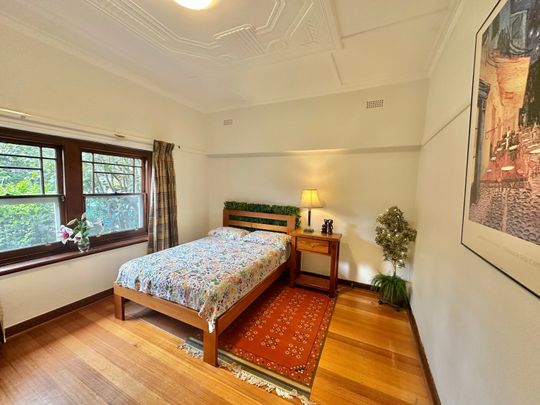 Camberwell - Photo 1