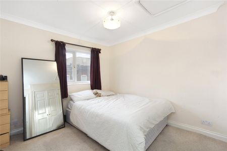 Maple Mews, NW6, London - Photo 3