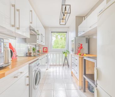 Location Appartement 3 pièces 56m² - Photo 2