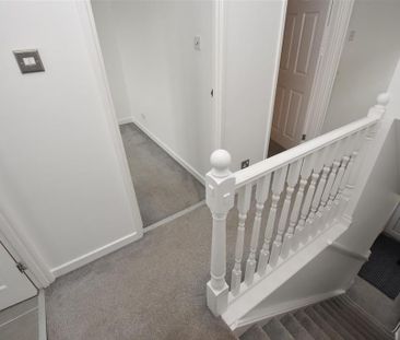 3 bedroom semi-detached house to rent - Photo 3