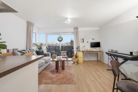 1 Bedroom Apartment - Photo 4