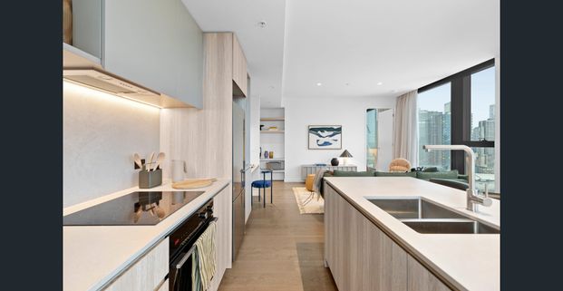 AUSTRALIAN LUXURY THAT FEELS LIKE HOME! - Photo 1