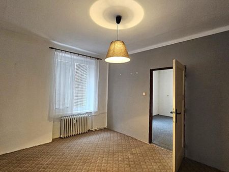Pronájem bytu 2+1 66 m2 - Fotografie 4
