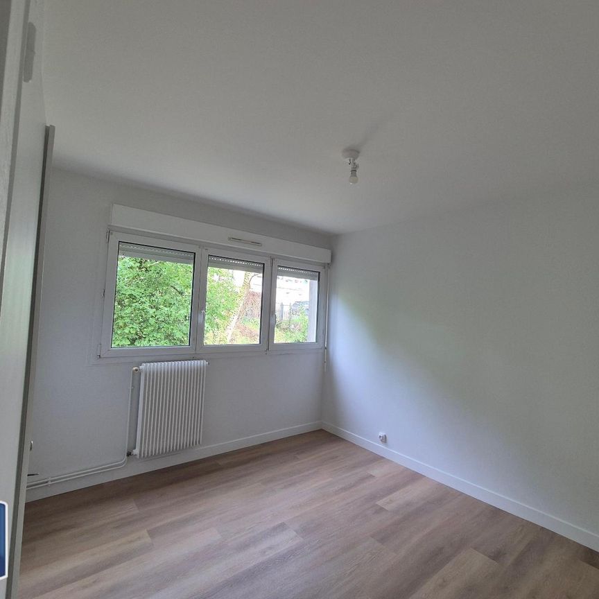 Location Appartement 4 pièces 70m² POMPEY 54340 - Photo 1