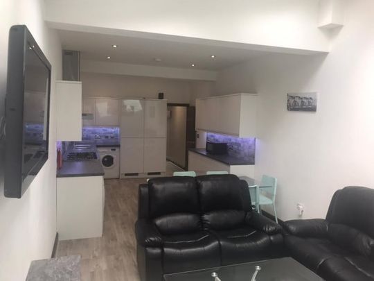 267 Dawlish Road - Photo 1