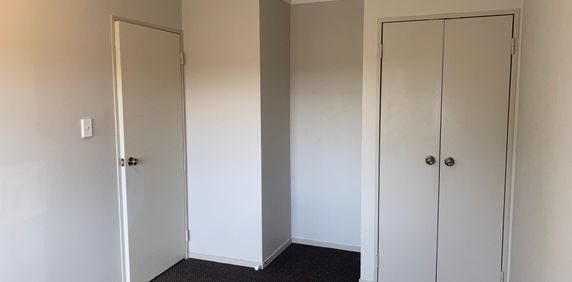 A comfortable and affordable living space - Photo 2