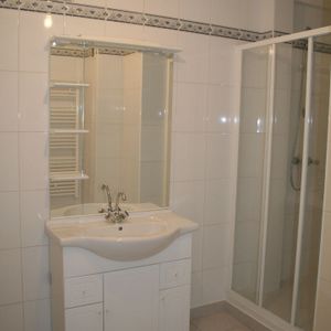 Appartement Nanterre 2/3 pièce(s) 56.52 m2 - Photo 2