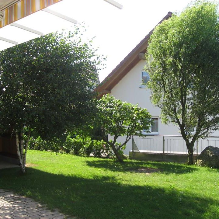 Schöne helle 4 Zi. Wohnung mit Blick ins Grüne - Photo 1